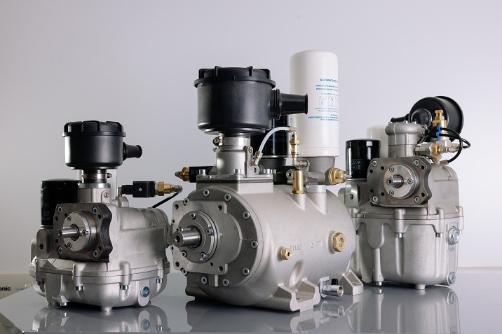 Adam 60: 5 HP | up to 10 cfm | 189 psi
Adam 60L: 10 HP | up to 30 cfm | 189 psi
Adam 75X: 20 HP | between 40 and 60 cfm | 189 psi